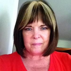 Meet your Posher, Debbie